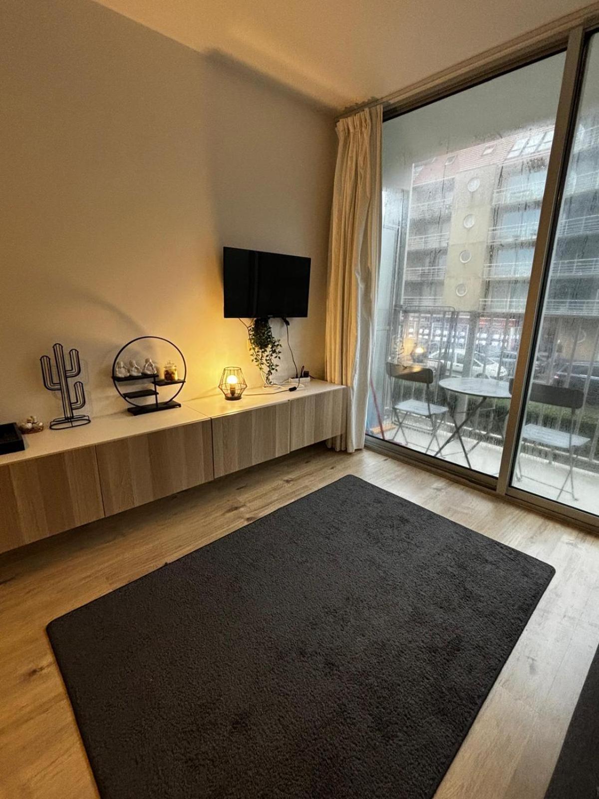 Studio, A Proximite Du Centre Et De La